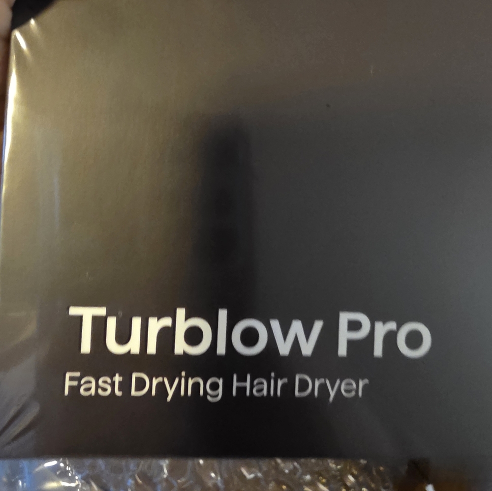Wavytalk Pink Hair Dryer - Picture 12 of 13